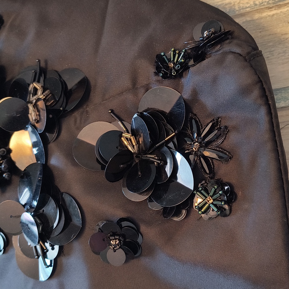 Tory Burch Flower Cluster Tote in Black - Picture 8 of 14